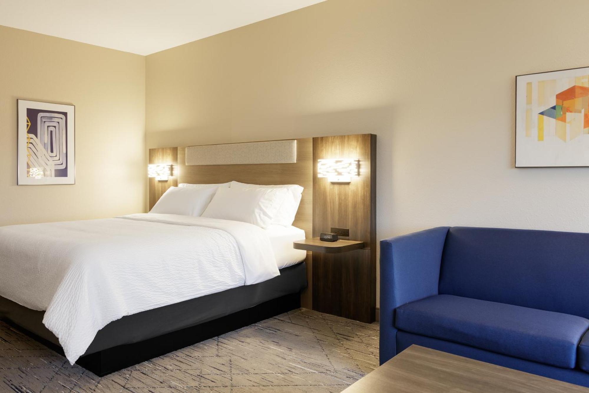 Holiday Inn Express & Suites Augusta W - Grovetown By Ihg Exterior photo